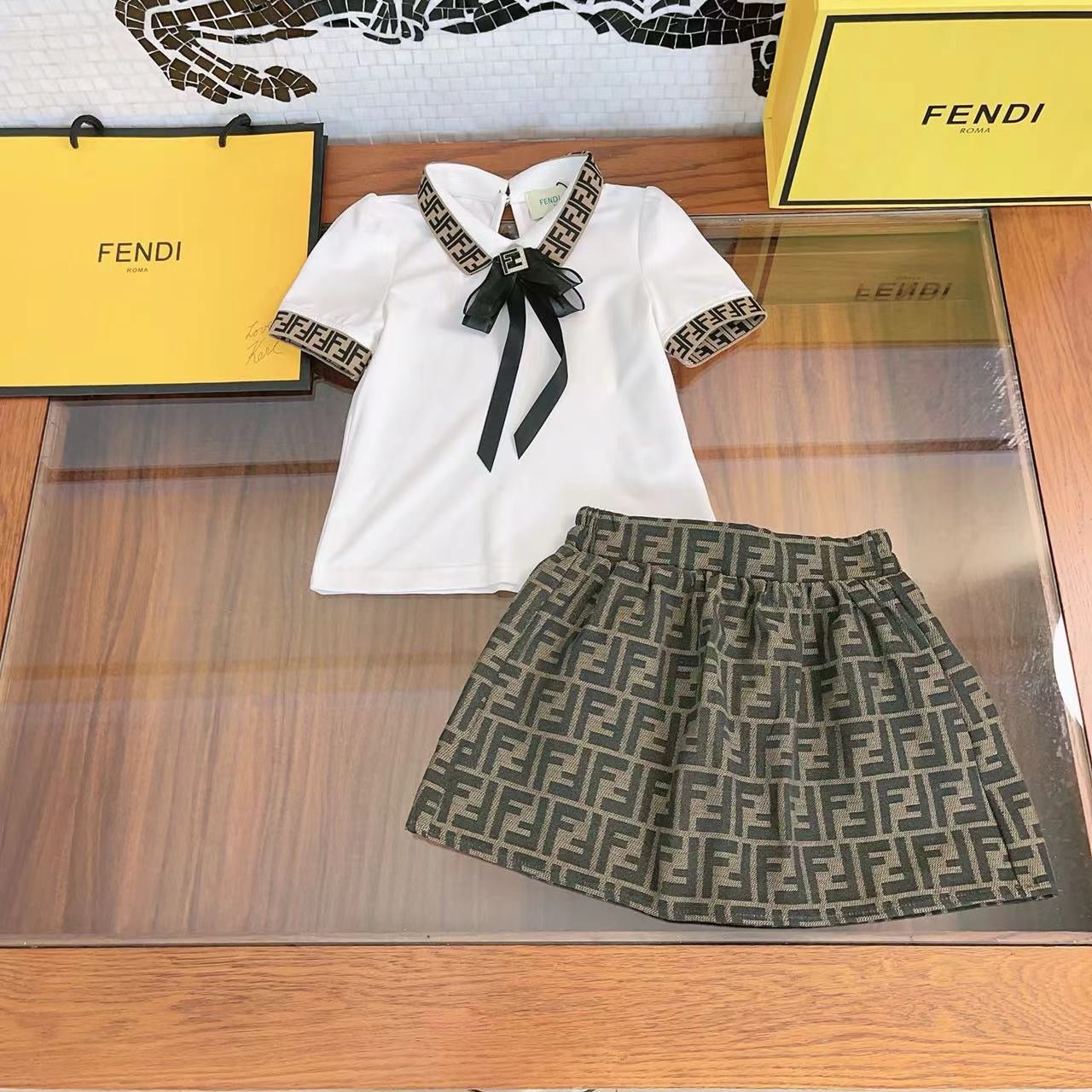 Finny Skirt Set