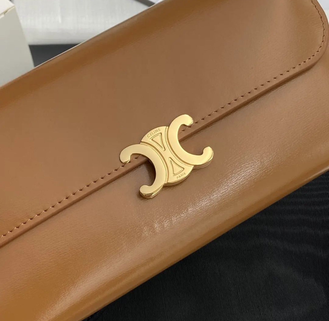 Triomphe Wallet