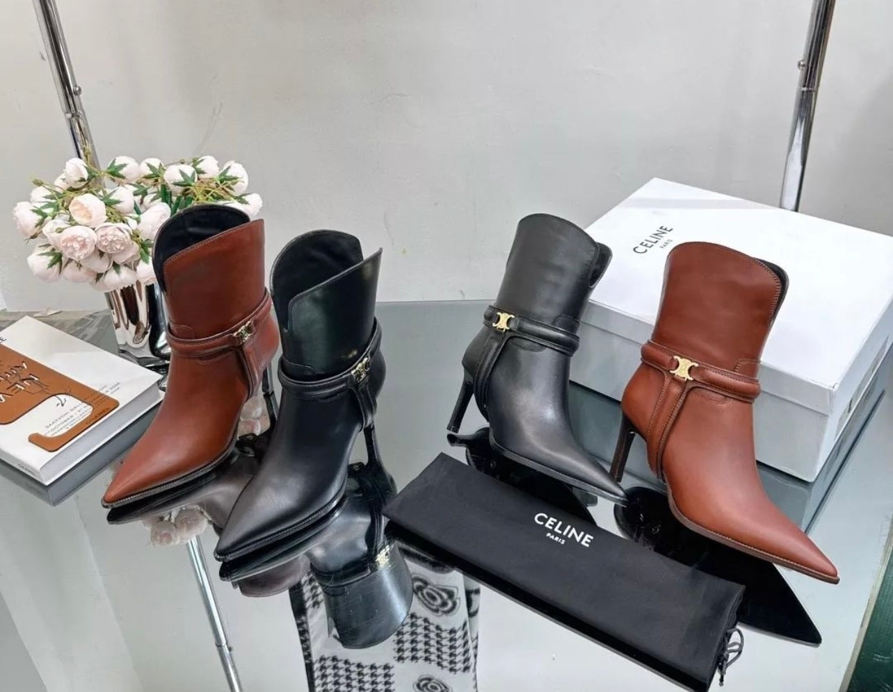 Triomphe Ankle Boots