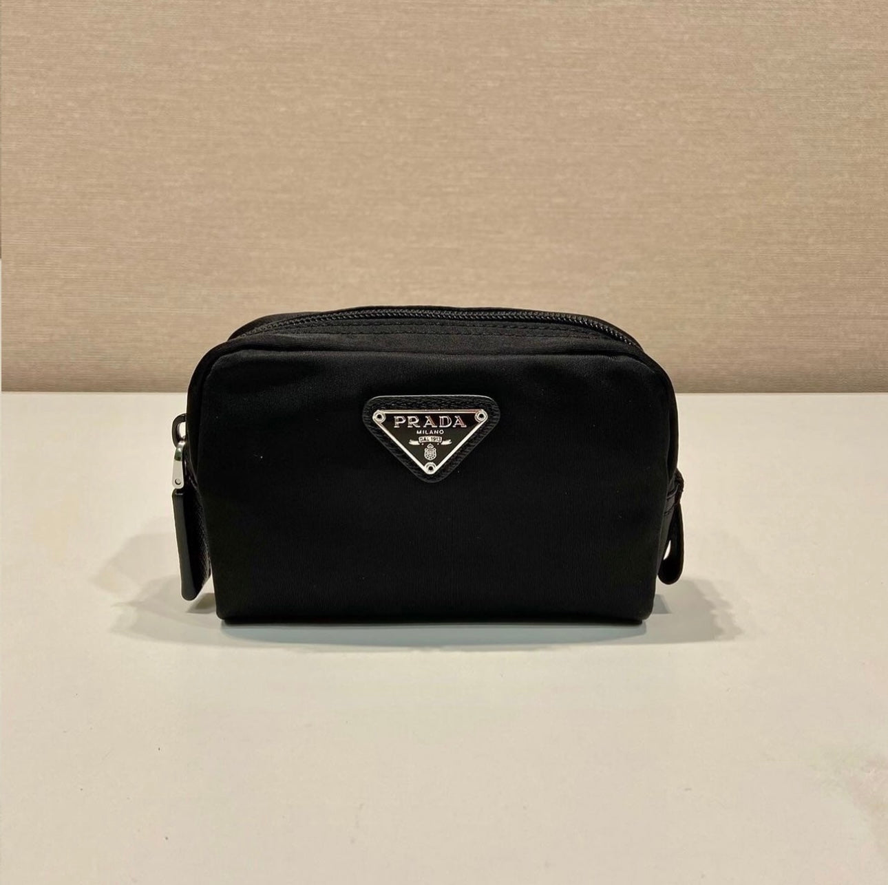 Re Nylon Pouch