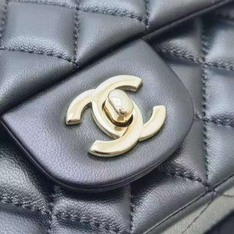 CC Mini Classic Flap