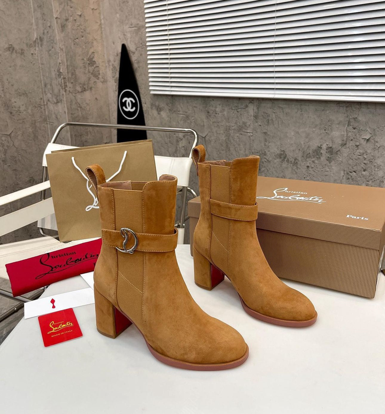 Chelsea Boots