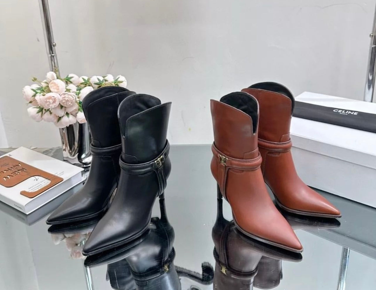 Triomphe Ankle Boots