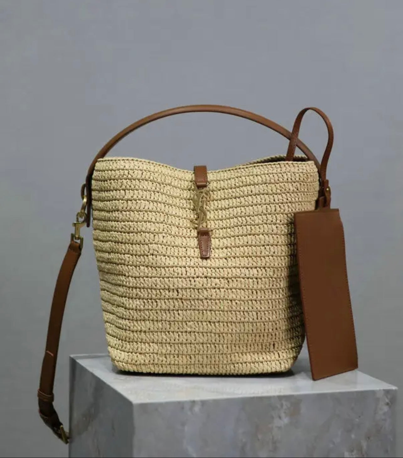 37 Raffia