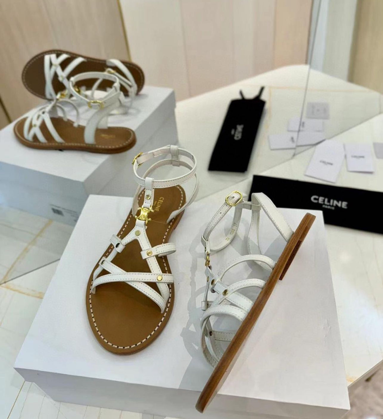 Triomphe Sandals