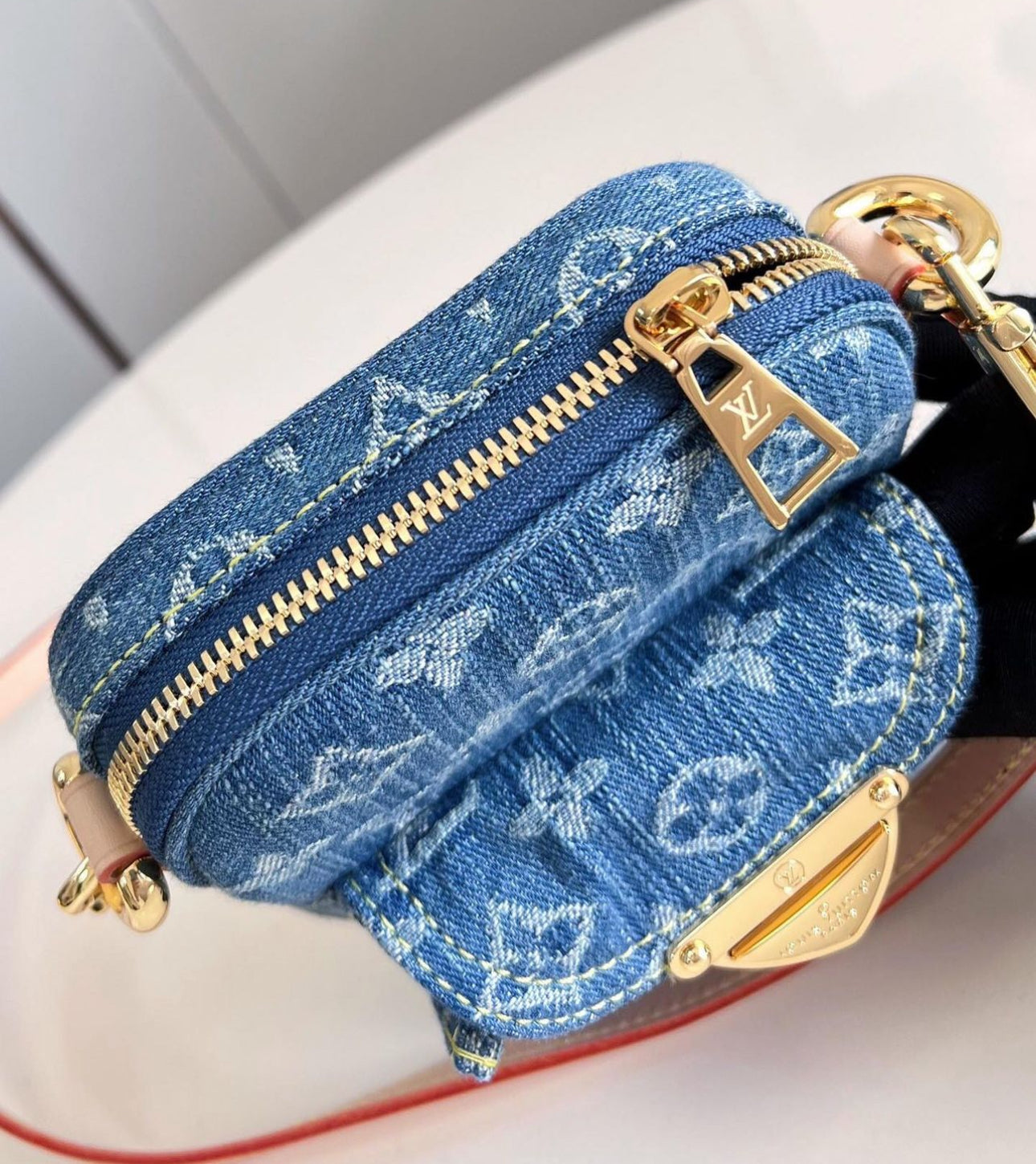 Denim Pochette