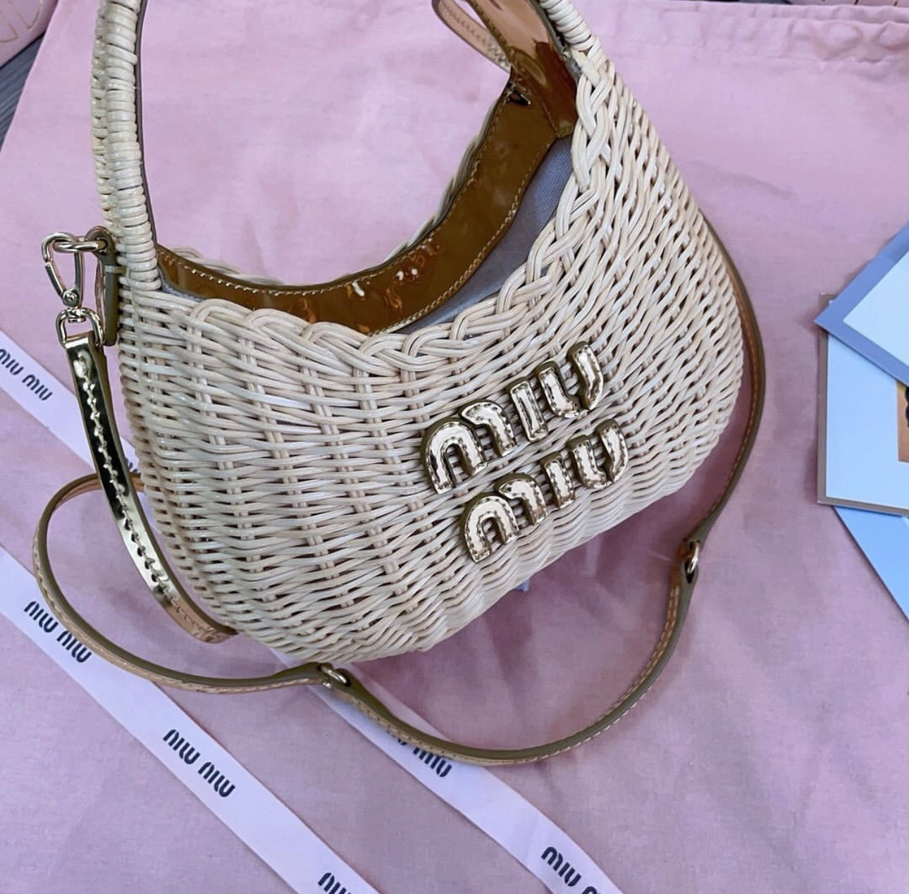 Wander Wicker Bag