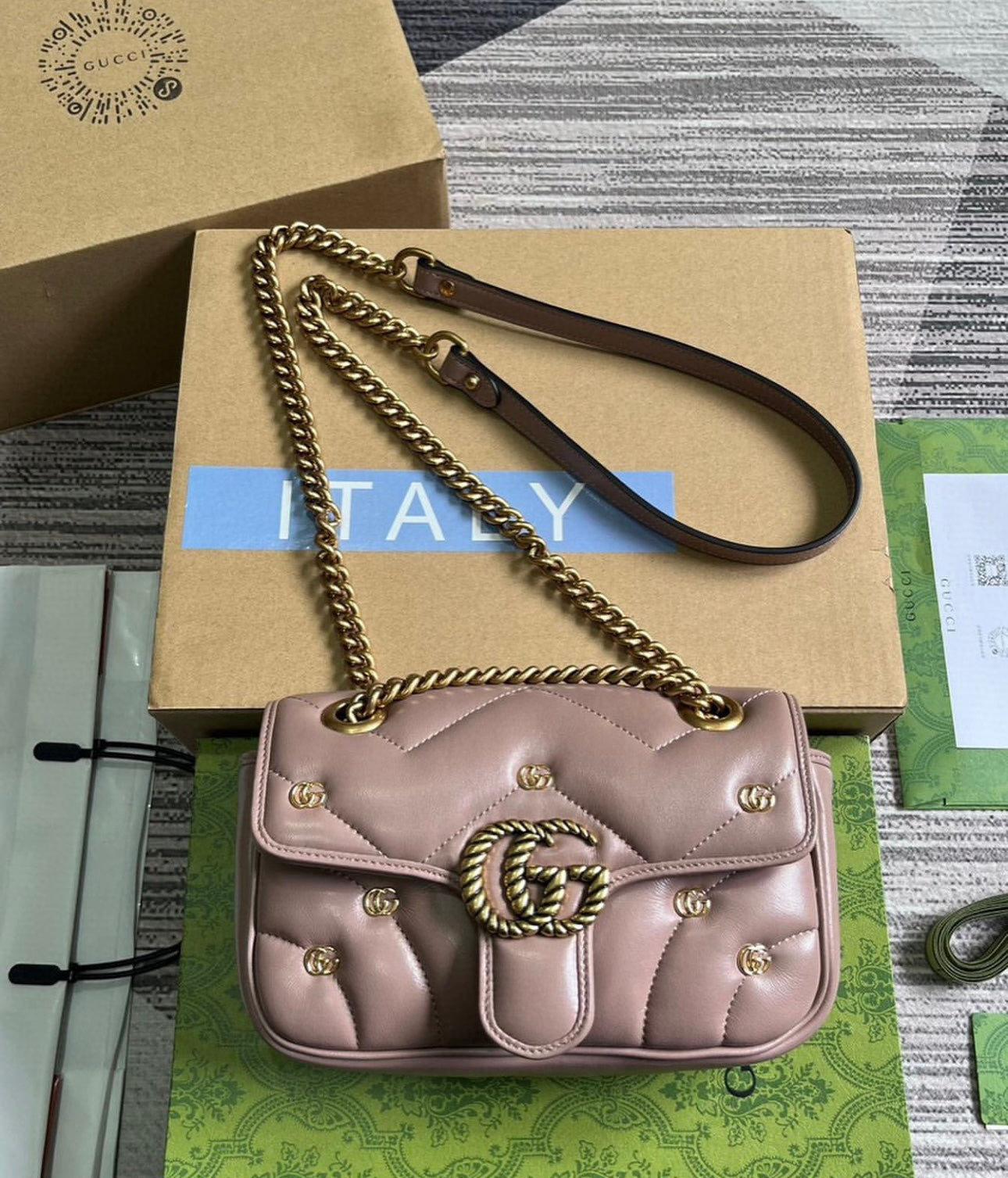 Marmont Shoulder Bag