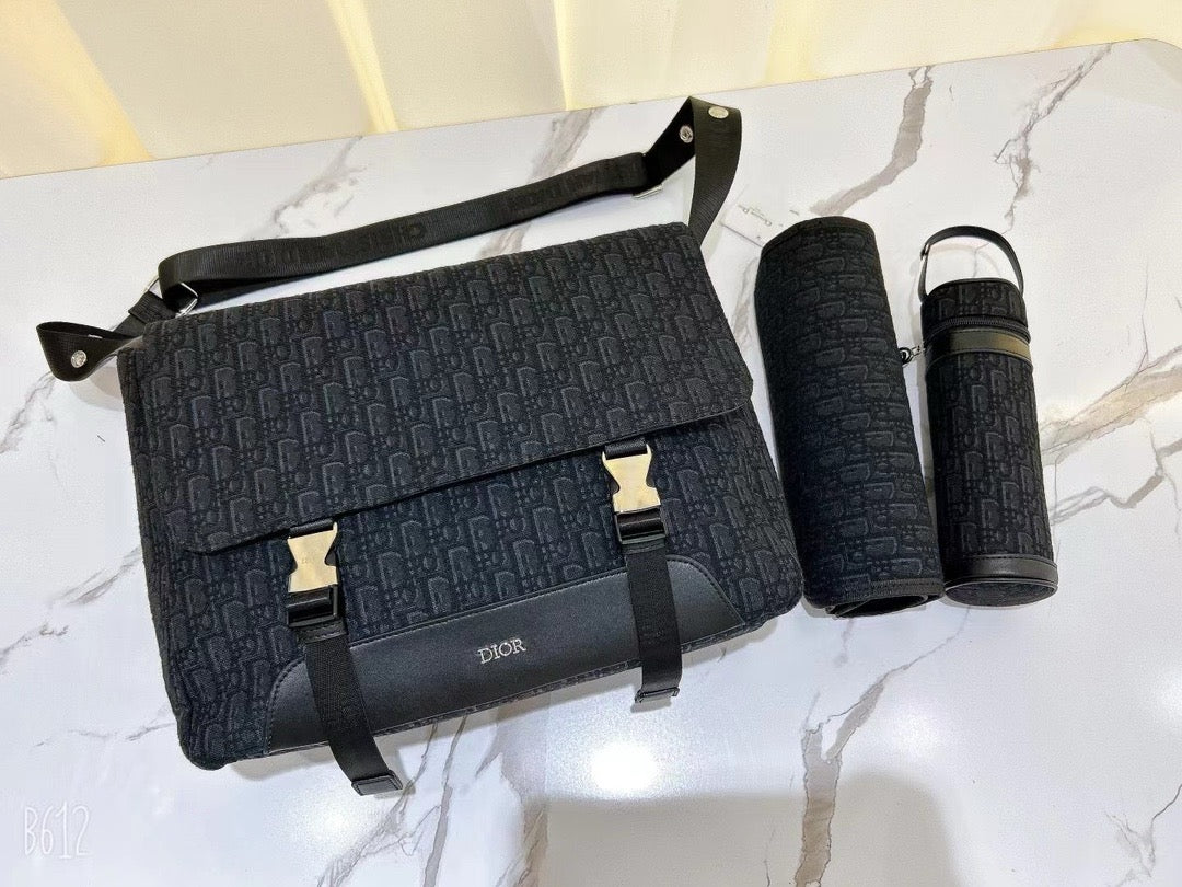 NEW luxe changing bag