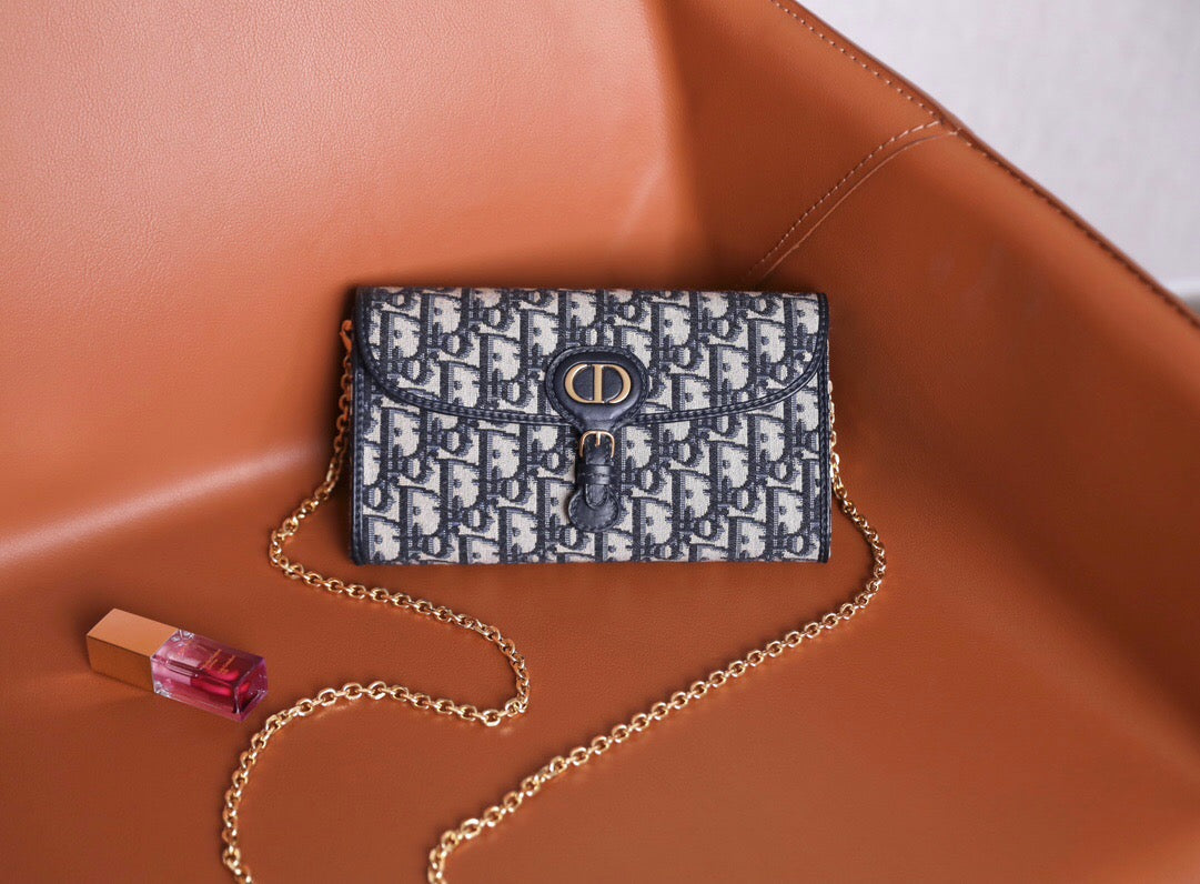 Oblique Chain Clutch