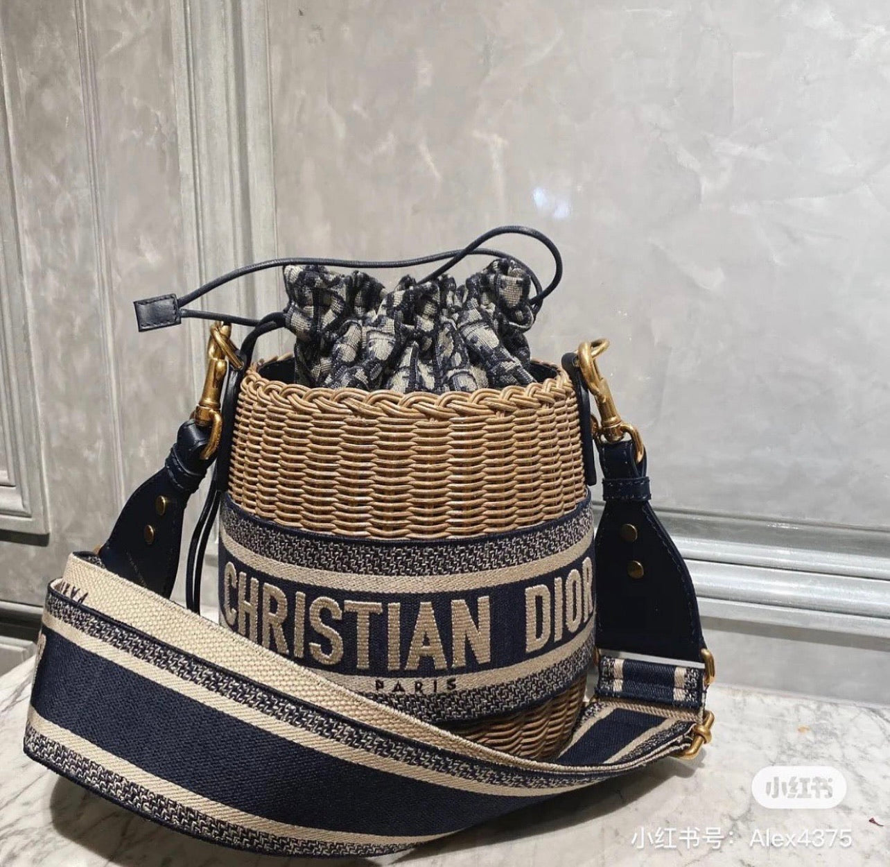 Wicker Bucket Bag