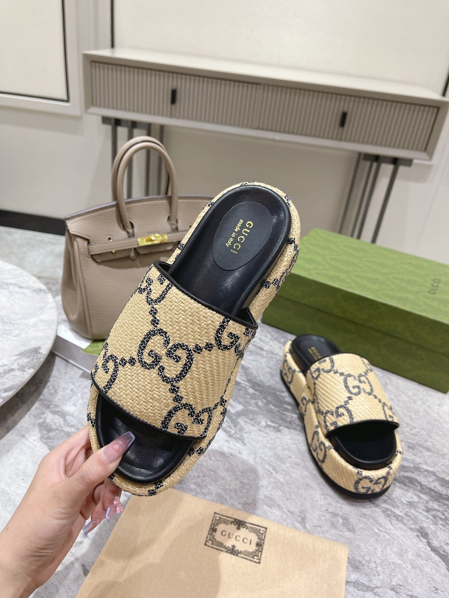 GG Slide Sandals