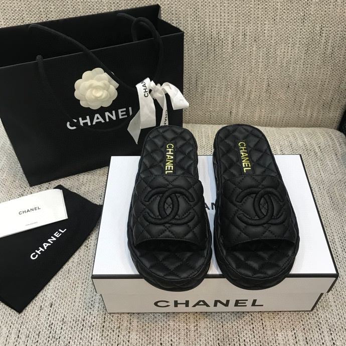 CC Leather Sandals