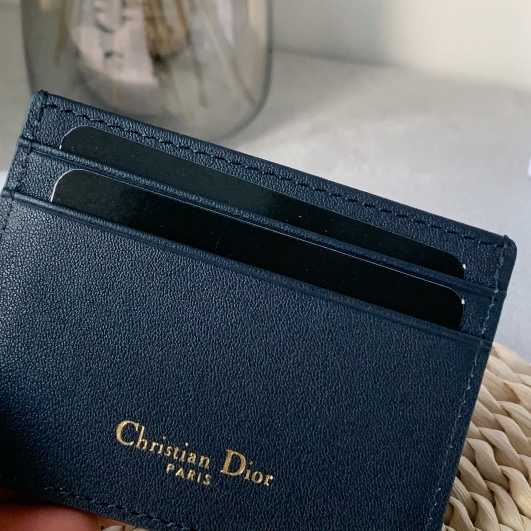 Montaigne Card Holder