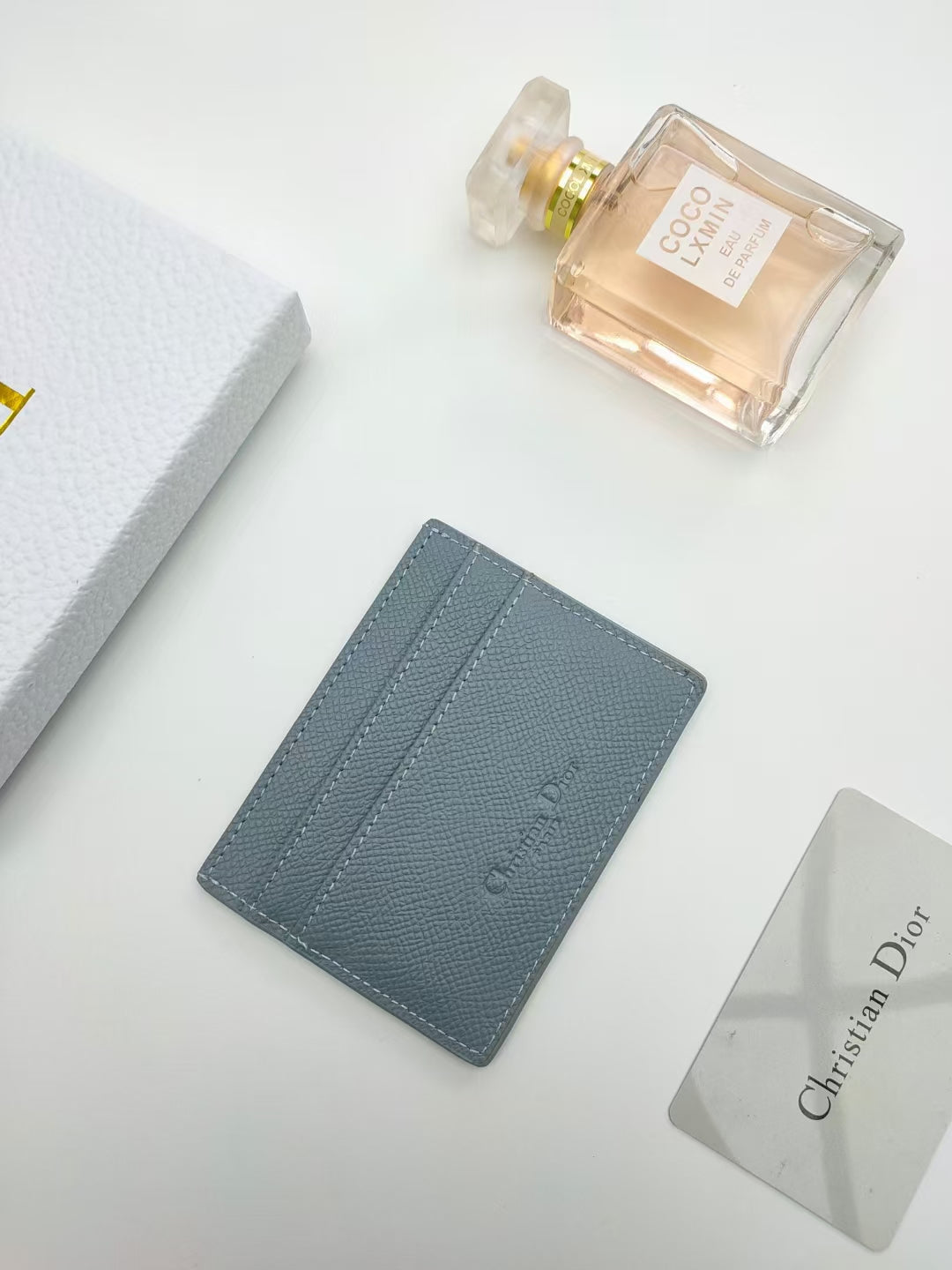 Montaigne Card Holder