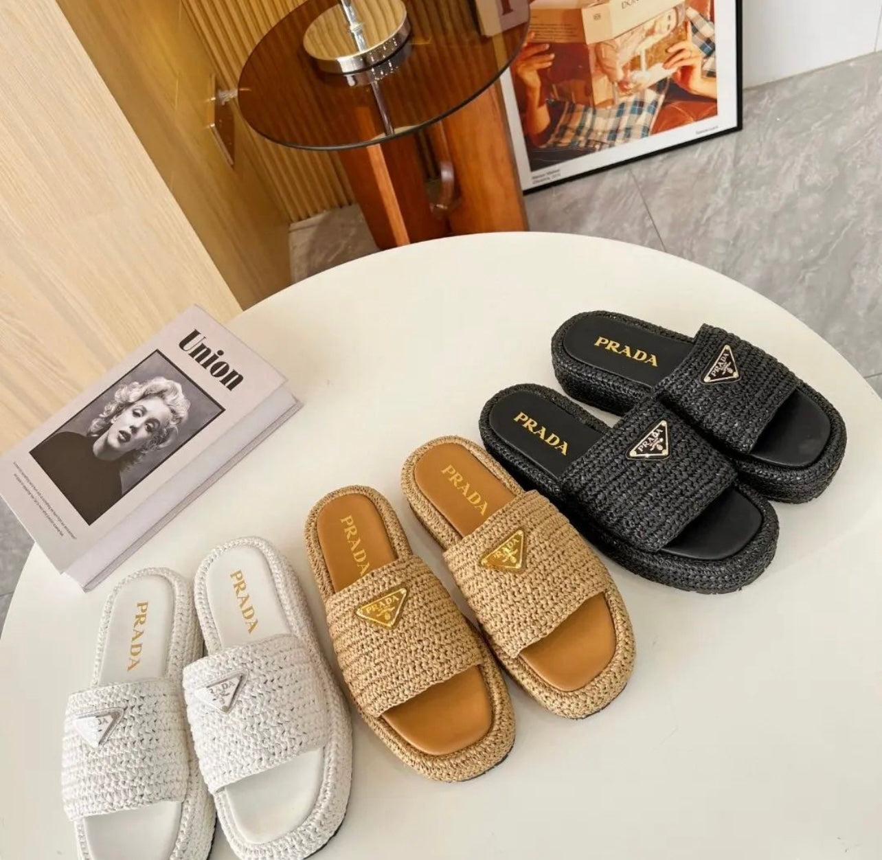 Raffia Slides