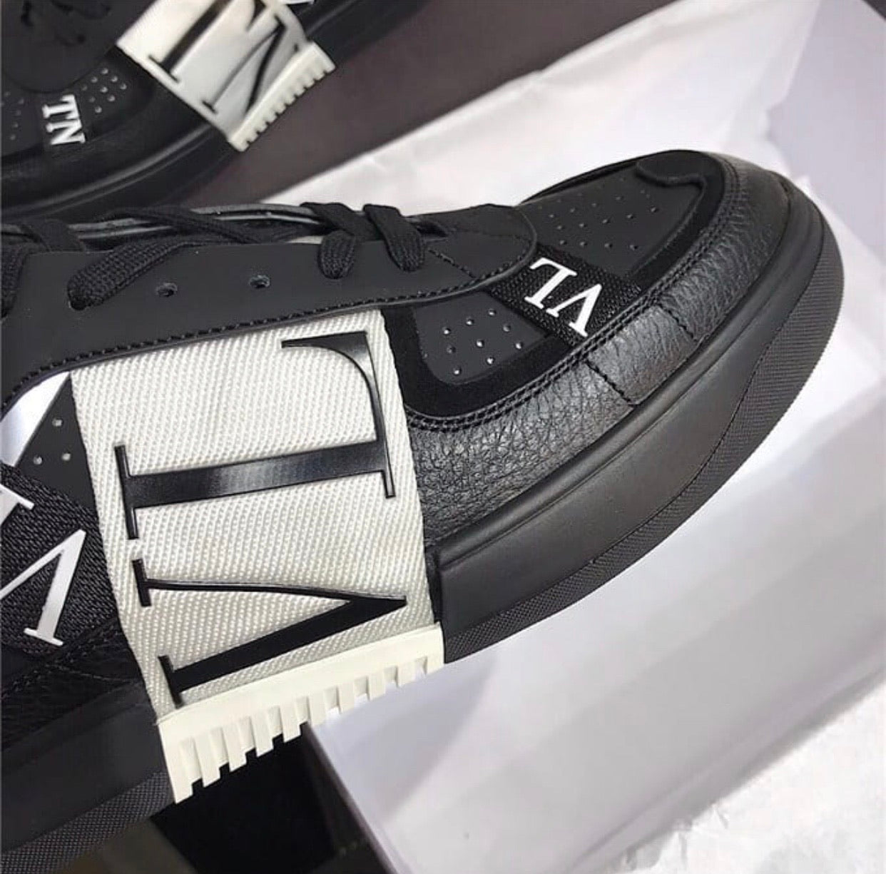 VLTN Sneaker