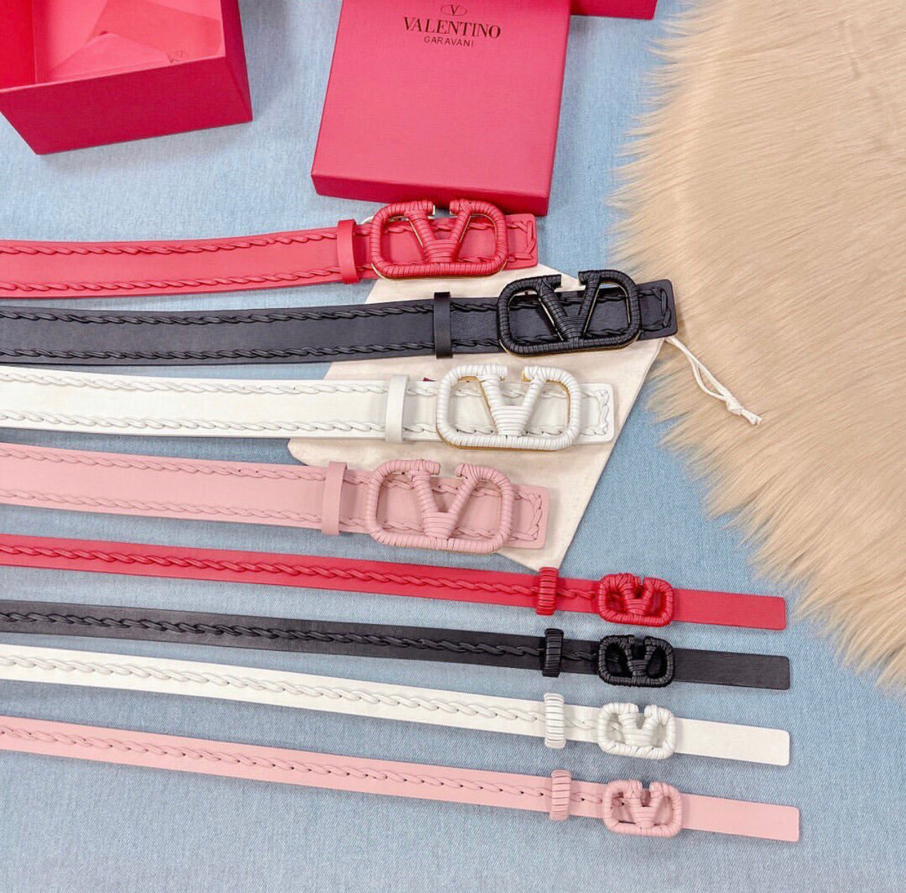 V Logo Belt