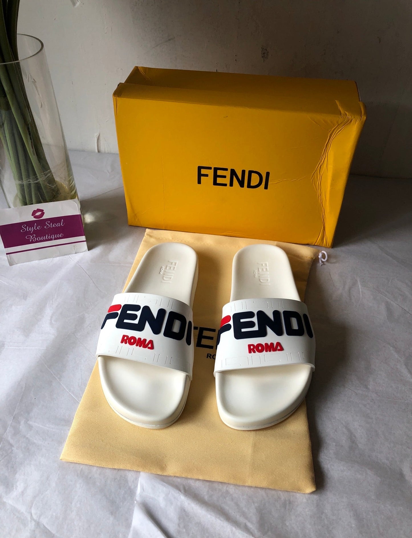 Logo Slides