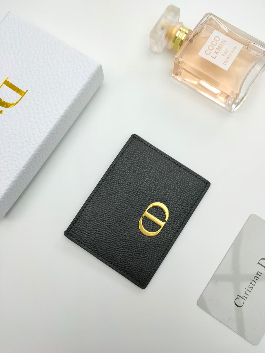 Montaigne Card Holder