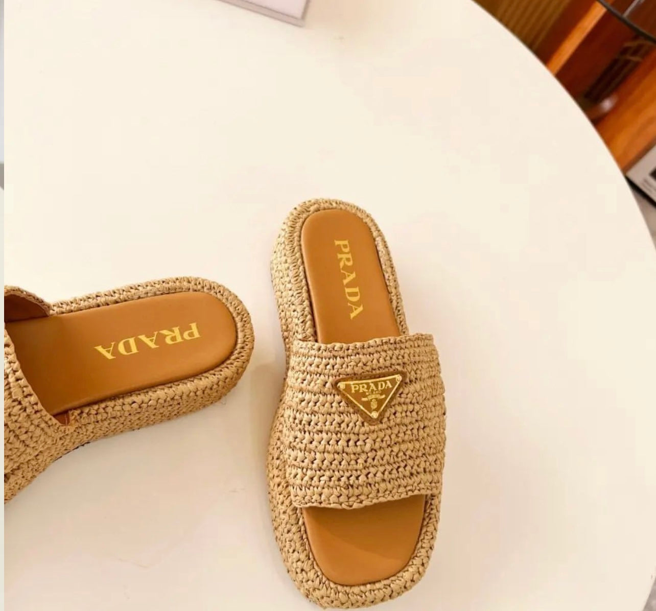 Raffia Slides