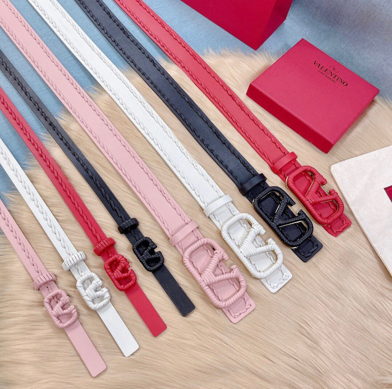 V Logo Belt