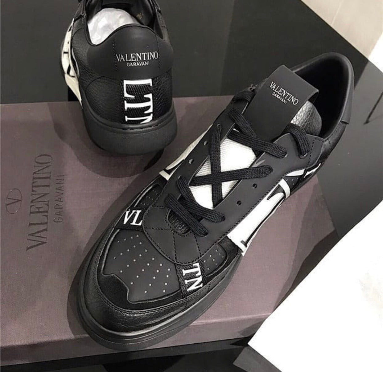 VLTN Sneaker