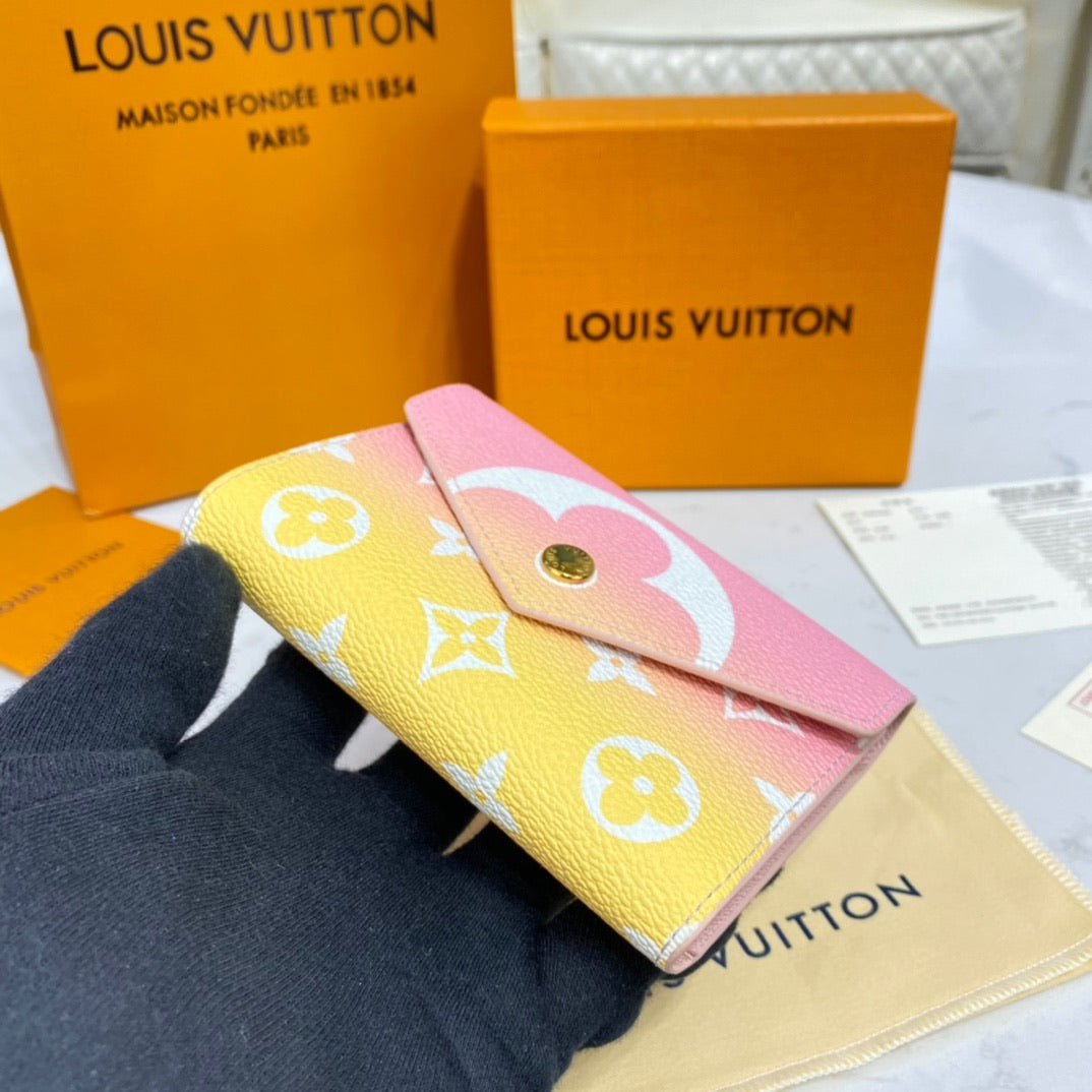 Victorine Wallet