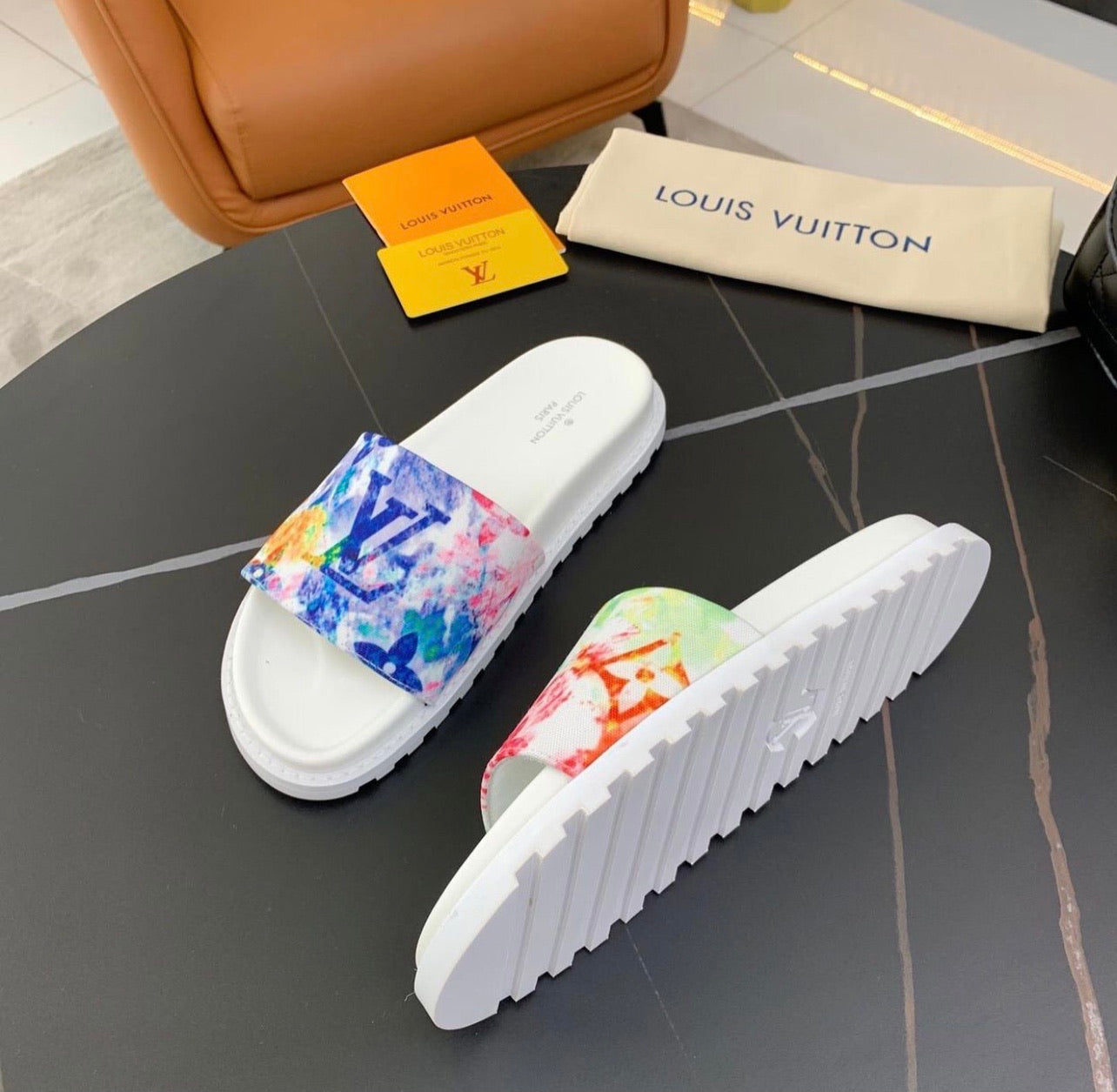 Watercolour Logo Slides