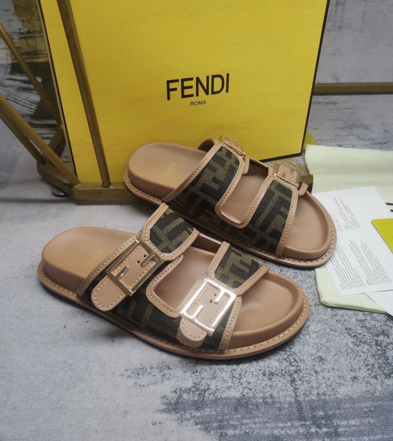 Feel Sandals